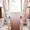 Bright Modern Holiday Home 7 Beds at Doncaster