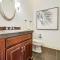 Gorgeous 7 Bed 6 & 1-2 Bath Home with Private Heated Pool - 希尔顿黑德岛