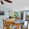 Beautifully updated 3 bed 3 bath Xanadu Villa One block to the beach - 希尔顿黑德岛