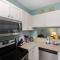 Pet Friendly Beach Life Villa 2 bed 2 & one half baths - 希尔顿黑德岛