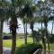 Awesome 1 Bd 1 ba with Ocean view steps to beach - جزيرة هيلتون هيد