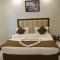 Shriji Hotel Haridwar