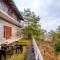 Bhimtal Lake View 3BHK w Pool-Waking Dream Cottage - 比姆塔尔