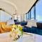 Sky High 3 Beds Apartment
