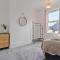 4 Bedroom House in Central Location with Free Parking, Self-Check-In, Fast WiFi & Smart TV with Netflix by Yoko Property - Redcar