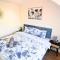 Luxury Spacious Apartment- Sleeps 4 Loughborough