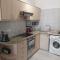 Queens Garden Apt by Kings Mall