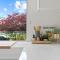 Modern Luxuries Guesthouse