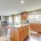 Family-Friendly Home with Patio and Garden in Everett! - إيفريت