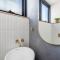 Luxurious brand new 3 bedroom house near the ocean