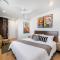 The Smith Luxurious brand new 3 bedroom townhouse by the beach