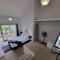 Cascades 15 - Amazing Lake Views l Spa Bath l Split Level Apt l Central Location l Wi-Fi - Jindabyne