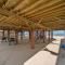 Oceanfront 2BR Cottage w Sunsets Views Comfy and Pet and Family Friendly