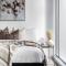 Chic 2BR Apt Opposite Southern Cross City Views