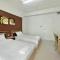 B32 Apartment
