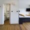 Bright Studio in Downtown Warsaw by Noclegi Renters - 华沙