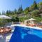 "Villa Kostela"-Villa in nature with 4 bedrooms, 2 bathrooms and 2 kitchens