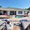Coastal Oasis, Sleeps 8, Heated Pool, BBQ and Jacuzzi - Cape Coral