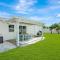 Sunset Oasis with Movie Theatre, Heated Pool & Game Room - Pompano Beach