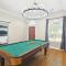 5BD 2BA w Backyard Oasis Pool Jacuzzi Firepit - Corinth