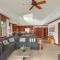 Hilton Pool Pass Included, Kolea - Luxe Penthouse, Walk to Beach