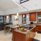 Hilton Pool Pass Included, Kolea - Luxe Penthouse, Walk to Beach