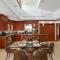 Hilton Pool Pass Included, Kolea - Luxe Penthouse, Walk to Beach - وايكولوا