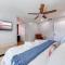 Beautiful home, centrally located to Parks with Pool - أورلاندو