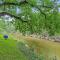 Very Cozy Home On a Creek - Sleeps 8 - Austin