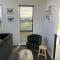 The Little Lake House - تي أناو