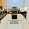 Paramount Midtown I Sky High Luxury 2BR Apartment with Burj Khalifa View & Highest Infinity Pool I Down Town Dubai - Dubaj