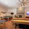 37 - Foxy Farm Ranch home - بيغ بير لاكي