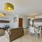 Hillock Residence Apartments