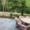 3 Bedroom Lodge Hotub pool in Horsley Surrey UK - East Horsley