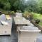 3 Bedroom Lodge Hotub pool in Horsley Surrey UK - East Horsley