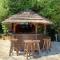 3 Bedroom Lodge Hotub pool in Horsley Surrey UK - East Horsley