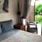 Boutique seafront apartment