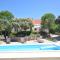 Home with terrace and swimming pool for use - Mandre