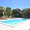 Home with terrace and swimming pool for use - Mandre