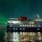 24hrs Northern Lights & Whale Watching Cruise