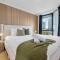 The Hideaway - Riverside Central Surfers 2BR Apartment with Parking and Pool
