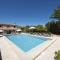 Exclusive Villa with Stunning Luberon Views