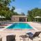 La Bcasse Heritage Pool Manor