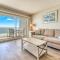 Beach House Condominiums B402 - Beachfront with Pool, WiFi, & Beach Service - Дестин