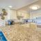 Beach House Condominiums B402 - Beachfront with Pool, WiFi, & Beach Service - Дестин