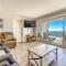 Beach House Condominiums B402 - Beachfront with Pool, WiFi, & Beach Service - Дестин