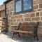 Beautiful Views Historic 16th Cent Barn Conversion Pass the Keys - بريدغنورث