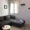 Industrial Design Bungalow – 2 min to Center, Wifi - Mytilini