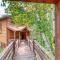 Sawtooth Lodge - Pool access!