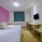 Foto: 7Days Inn Qingdao Huangdao District Lianghe Road Haishui Baths 22/50